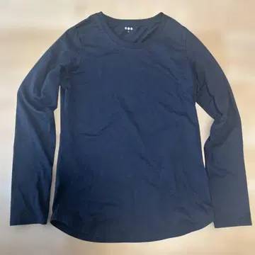 한 번만 사용 쓰리닷츠 블랙 티셔츠