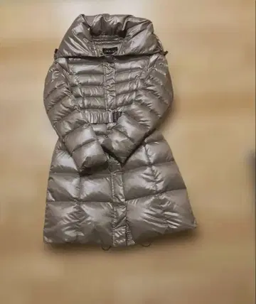 INDIVI 다운 코트 옷깃 밑단 드로스트