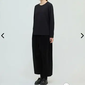 이번 시즌 mizuiroind 코듀로이 와이드 팬츠