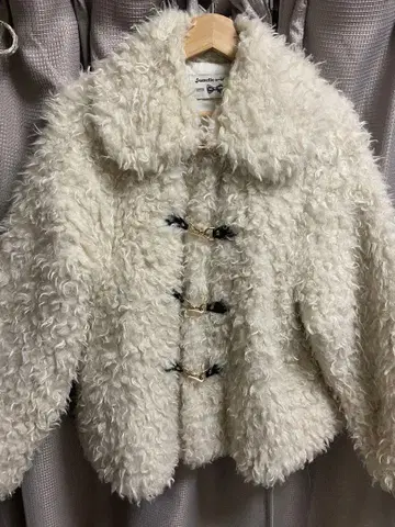 Jumelle 오리지널 보아 자켓 화이트