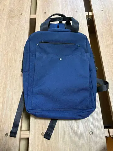 네이비 백팩 척 포켓