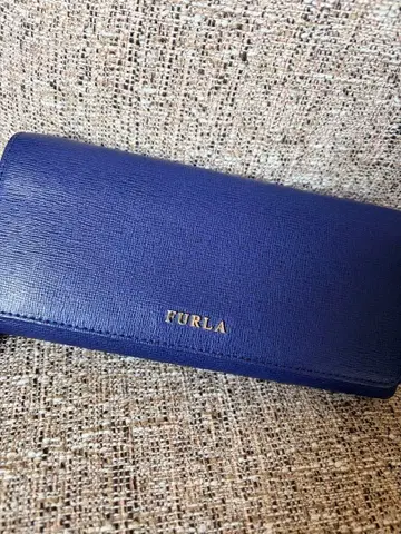 FURLA 네이비 장지갑
