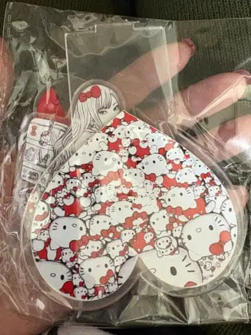 헬로키티 아크릴 스탠드 토미에