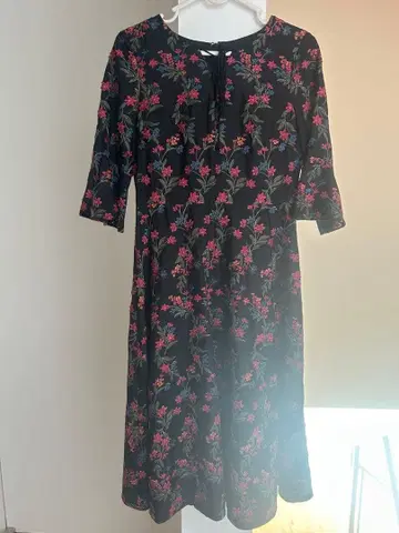 JILLSTUART 니콜 3D 플라워 자수 원피스