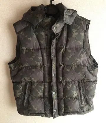 GAP 카모플라쥬 다운 베스트 L 사이즈