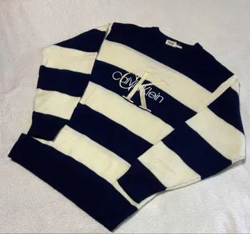 캘빈 클라인 보더 니트 스웨터