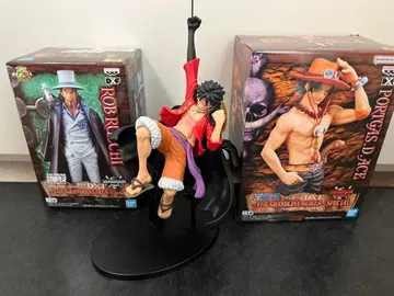 원피스 몽키 D 루피 피규어