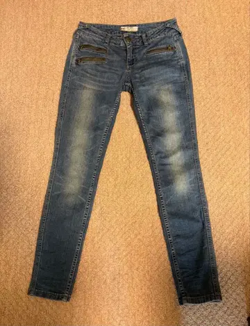 Free People 스키니 데님 W25