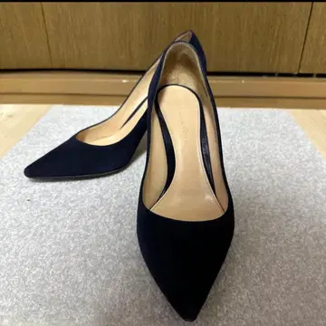 지안비토 로시 네이비 스웨이드 스틸레토 하이힐