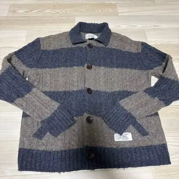 RVCA 스트라이프 가디건 S 사이즈 민지