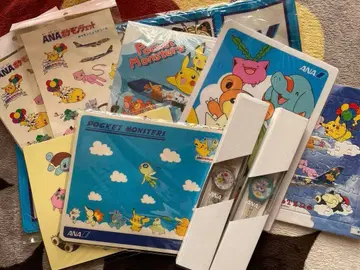 포켓몬 굿즈 세트