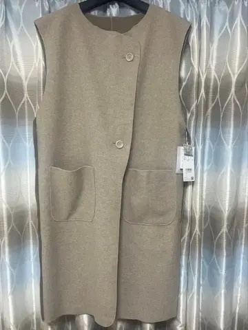 [ 새상품 ] Aries 베이지 버튼 베스트 L 사이즈