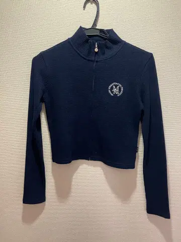 MAGPIE ROBIN 와플 상의