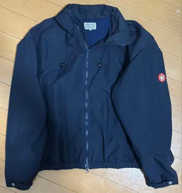 C.E 네이비 후드 부착 나일론 자켓