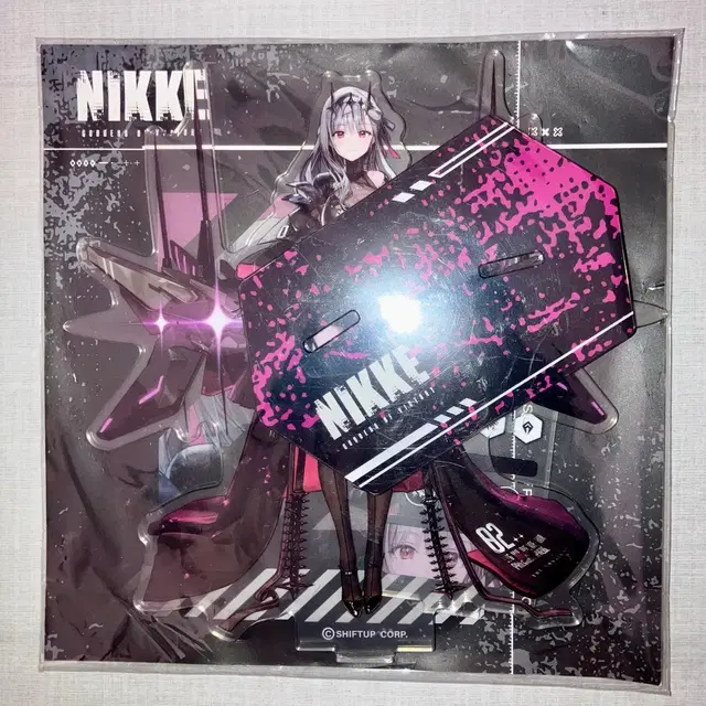 니케 모더니아 공식 아크릴 스탠드 판매합니다