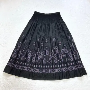 Leilian 레리안 고급 자수 플레어 롱 스커트 9호 블랙 일본제