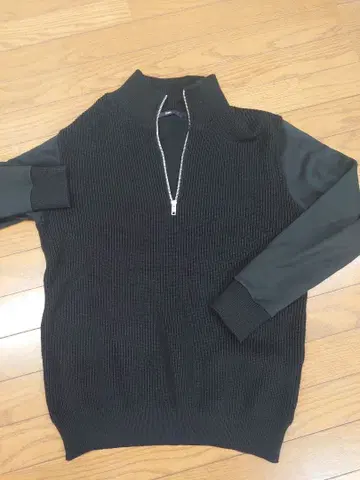 SHIPS 블랙 하이넥 스웨터