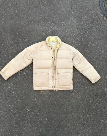 Wilderness 다운 자켓