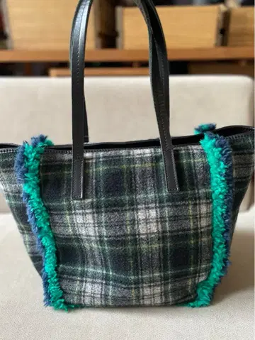 [ 새상품급 ] Exquisite J 울 모코모코 토트 숄더 아쉬페