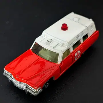 토미카 일본제 파랑 상자 No.F60 캐딜락 구급차