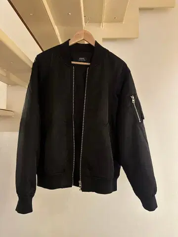 [배송비 포함] APC 자켓