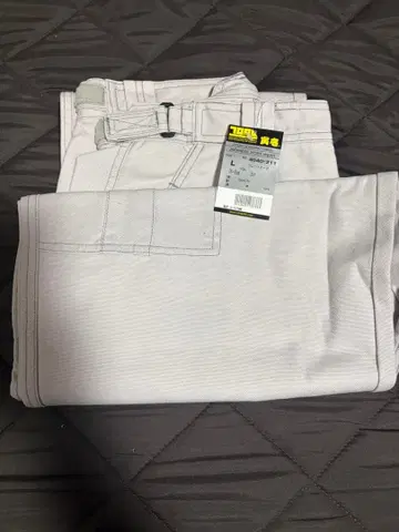 새상품 카고 팬츠 L 사이즈 라이트 그레이