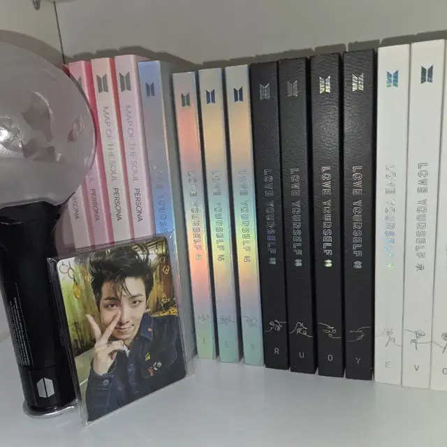 방탄 앨범 및 아미밤 싸게팝니다