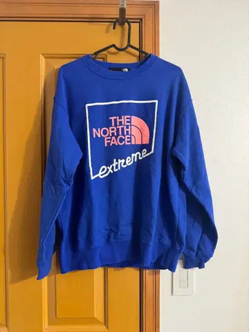 THE NORTH FACE NT12032 트레이닝복 맨투맨