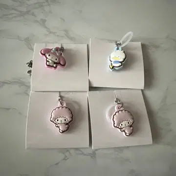 산리오 캐릭터즈 더블 참 구미 마이멜로디 페클 피아노쨩 x 2