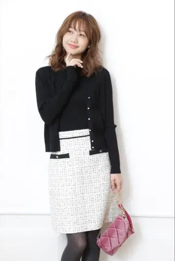 JUSGLITTY 트위드 A라인 미니 스커트