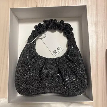 JW PEI Gabbi Artificial