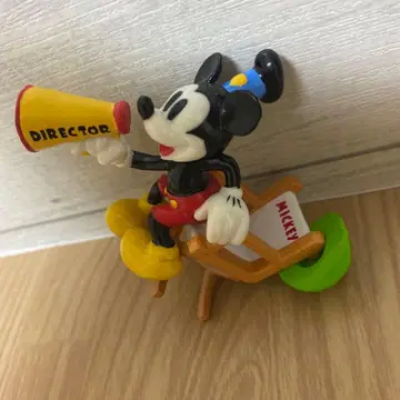 미키마우스 디렉터 피규어