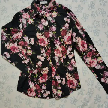 나라 까미체 긴팔 블라우스 플로럴 프린트