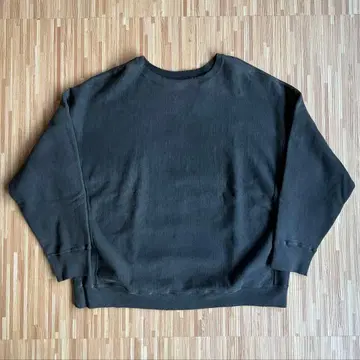 BOWWOW 블랙 페이드 무지 맨투맨 새상품급