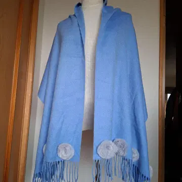 캐시미어 스카이블루 스톨 퍼 달린 폼폼 택 포함 새상품