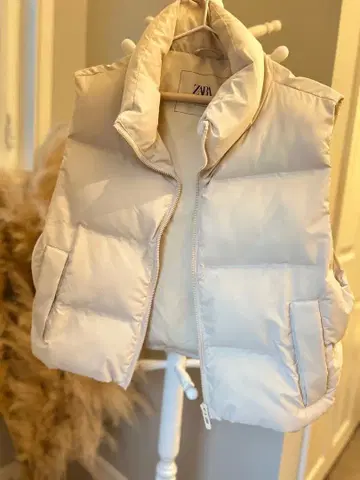 ZARA 자라 베이지 다운 베스트 L