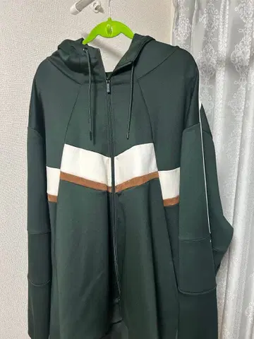 션 존 다크 그린 후드티