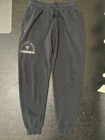 PROJECT ROCK 조거 팬츠 다크 그레이