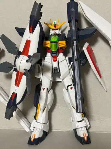 HGAW 건담 DX 디바이더