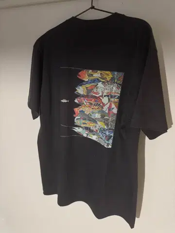 네이비 어패럴 어군 T셔츠 L사이즈 흑먹색