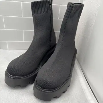 Chico 통굽 숏 기장 부츠 M 사이즈