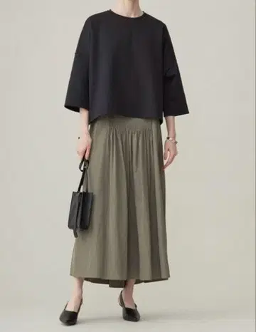 ICB [세탁 가능] 에스테르 메모리 타프타 롱 스커트