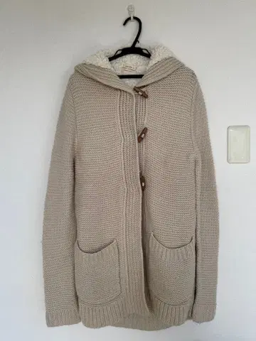 ZARA 후드 부착 베이지 니트 가디건