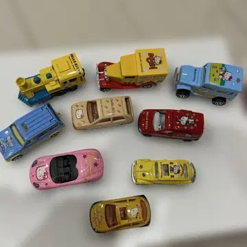 헬로키티 미니카 9대 세트! 레어!