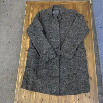 미즈이로-인드 코트