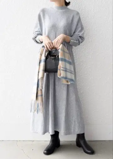 [ SHIPS ] 돌먼 개더 니트 원피스