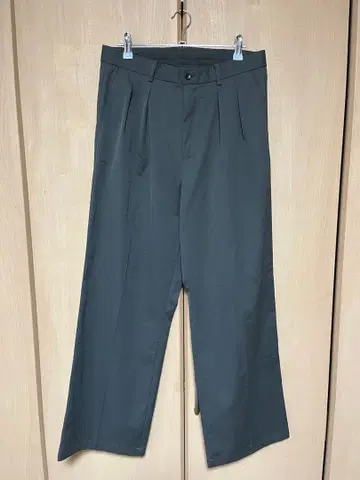 BEAMS HEART 퀵 드라이 투 턱 와이드 슬랙스