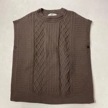 새상품급 PUAL CE CIN 루즈핏 케이블 니트 베스트