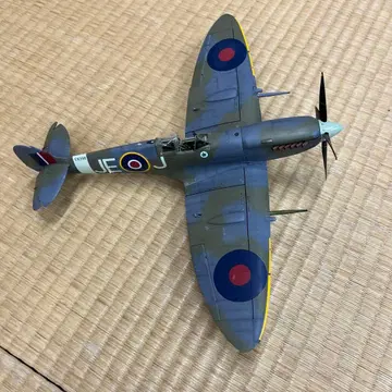 스핏파이어 1/48 스케일