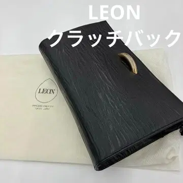 LEON 블랙 클러치백